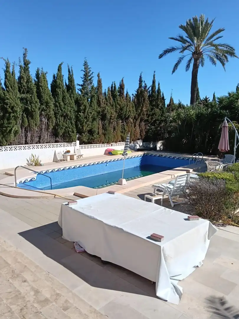 Swimming pool of Houses for sale in L'Alfàs del Pi  with Air Conditioner, Private garden and Terrace