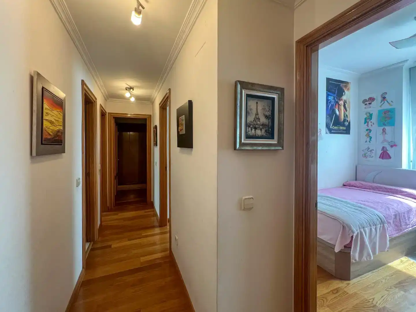 Wohnung zum Verkauf in  Madrid Capital mit Klimaanlage und Schwimmbad