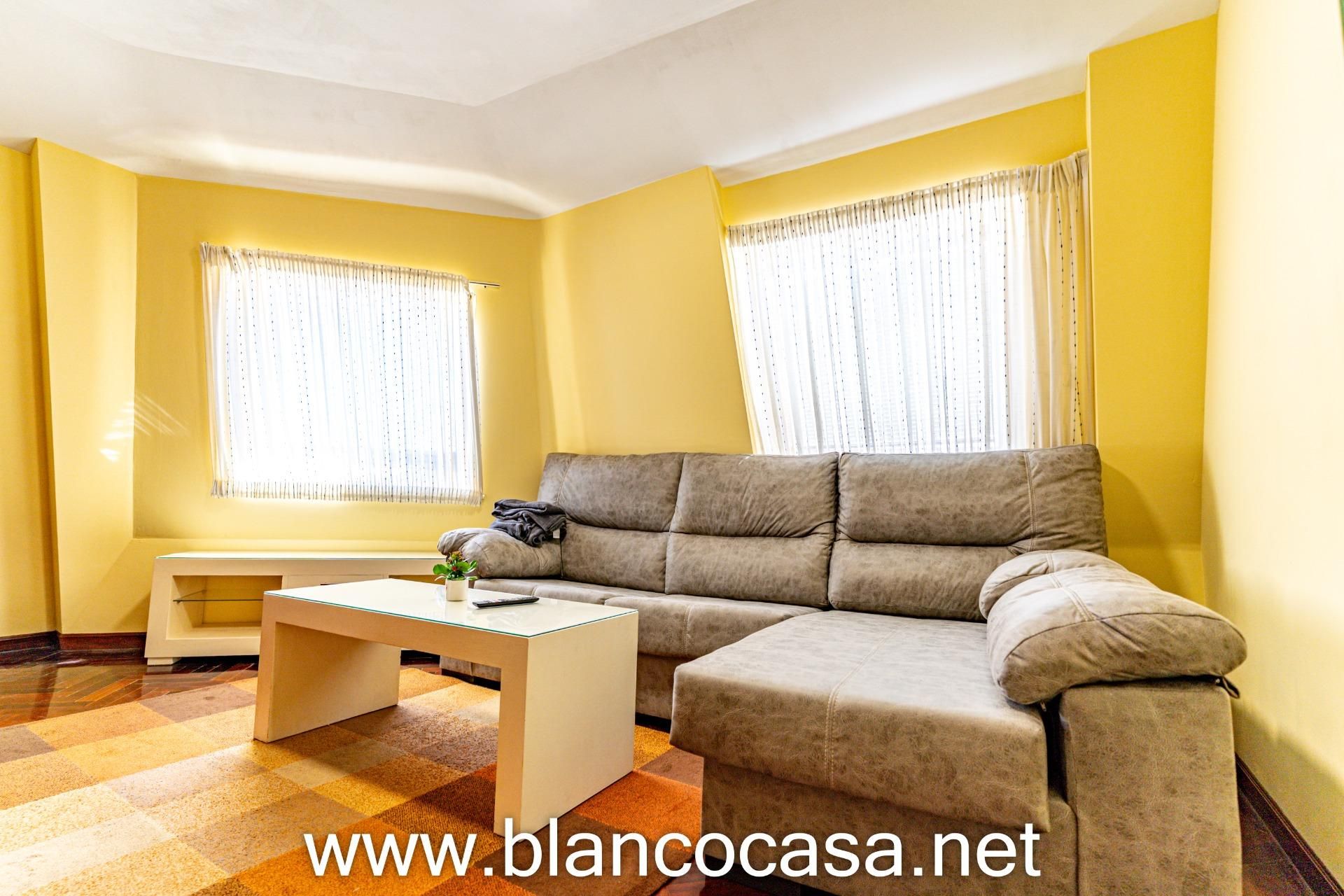 Living room of Flat to rent in Carballo  with Storage room