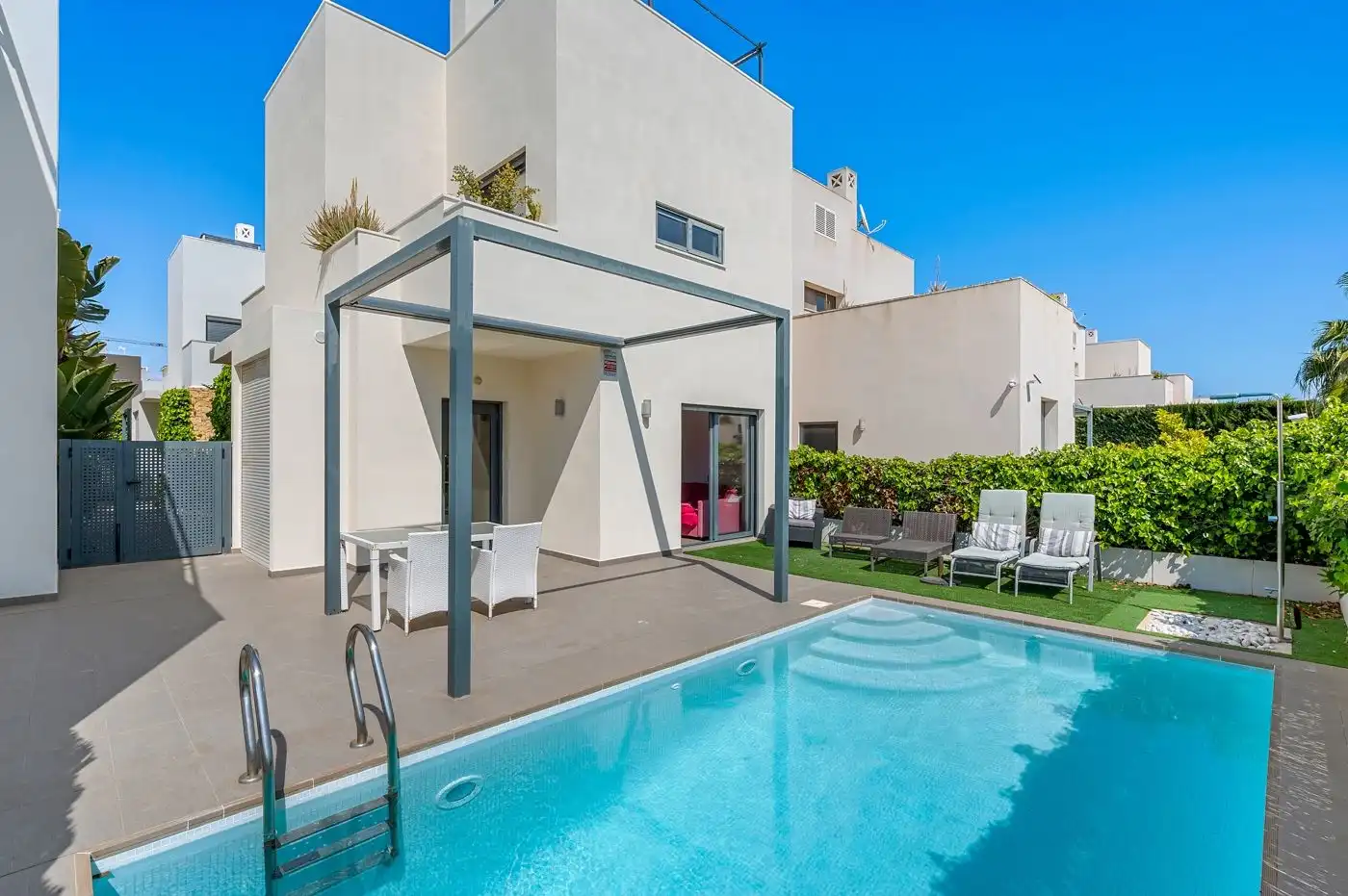 Chalet con terraza en venta en Ciudad Quesada