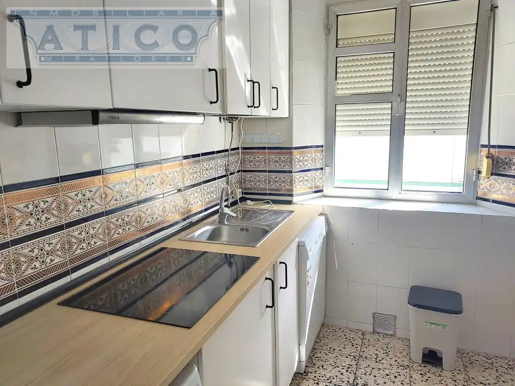 Kitchen of Flat for sale in Sevilla