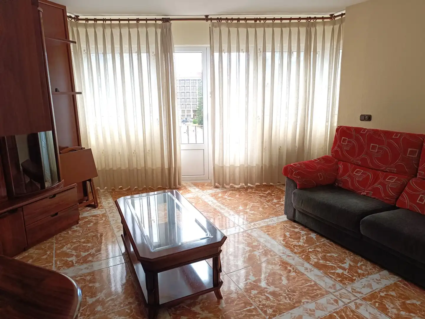 Flat with terrace to rent in Avenida de la Costa, imagen 8
