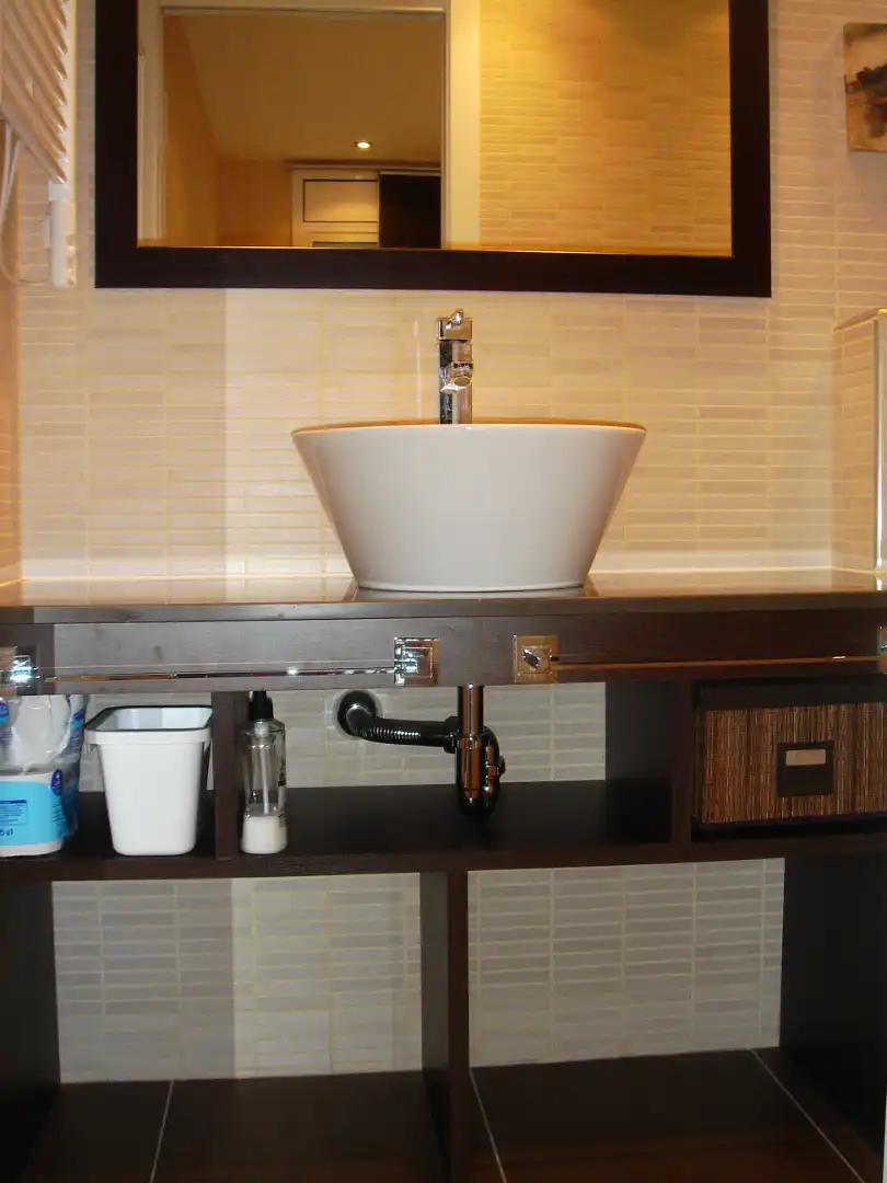 Bany de Apartament de lloguer en Barcelona amb Aire condicionat, Calefacció i Moblat