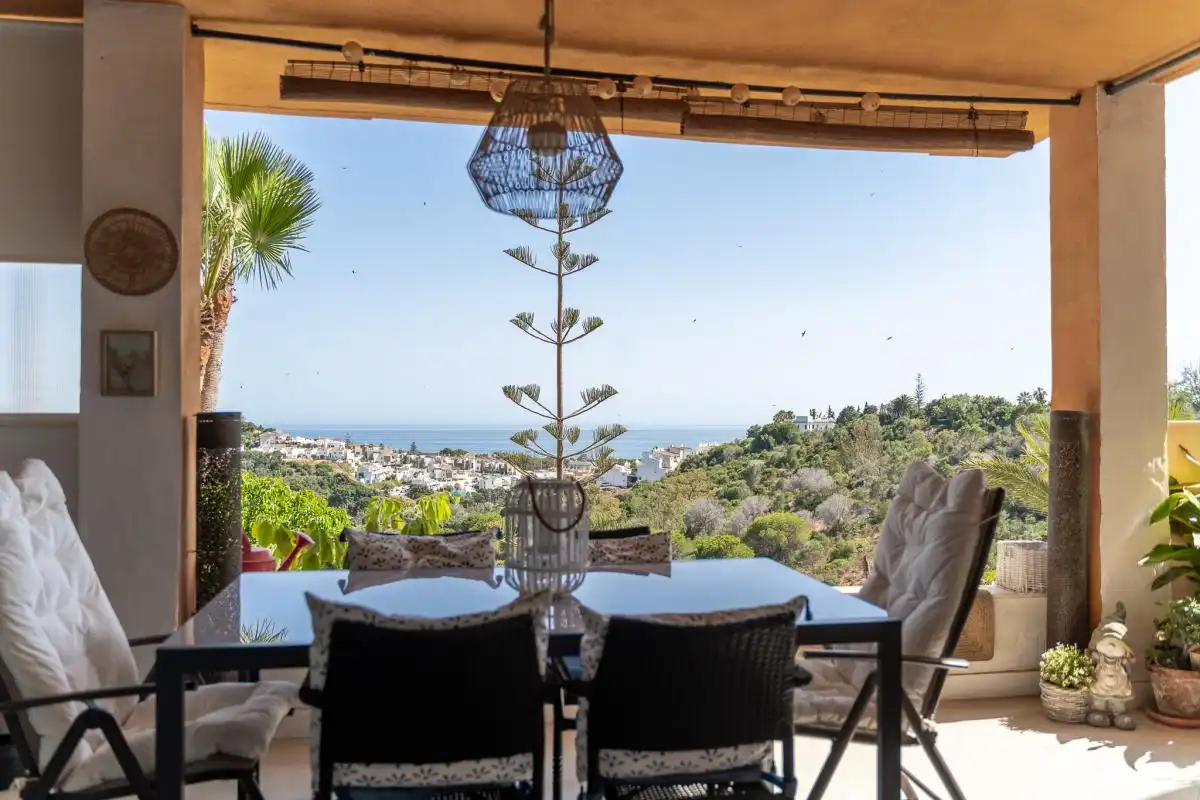 Terraza de Planta baja en venta en Marbella con Aire acondicionado, Calefacción y Jardín privado