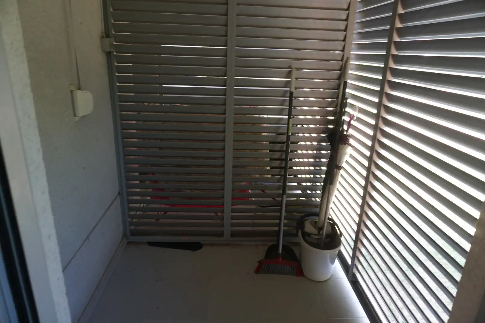 Terraza de Piso en venta en Ugao- Miraballes con Calefacción, Trastero y Amueblado
