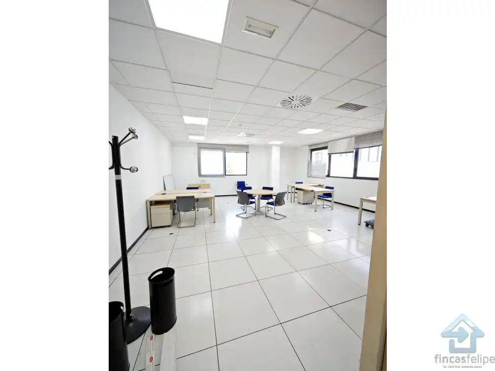 Oficina de alquiler en Madrid con Amueblado
