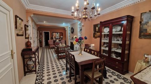 Foto 3 de Casa o xalet en venda a Lora del Río, Sevilla