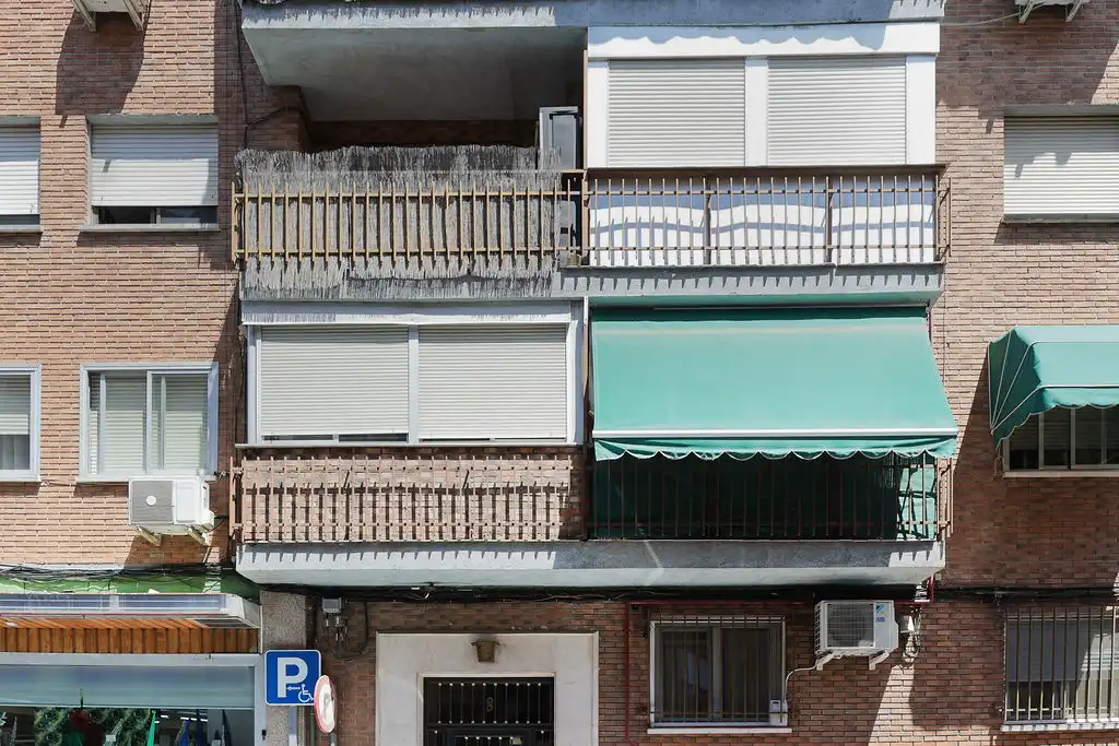 Vista exterior de Piso en venta en San Sebastián de los Reyes con Calefacción