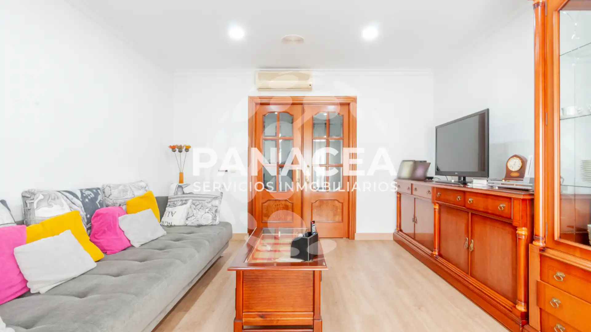 Flat for sale in Roquetas de Mar  with Air Conditioner, Furnished and Oven