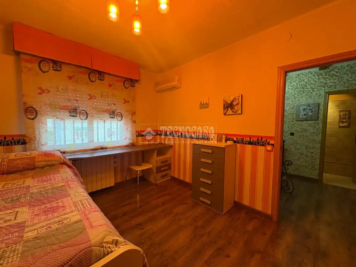Schlafzimmer von Haus oder Chalet zum Verkauf in El Álamo mit Klimaanlage, Heizung und Privatgarten
