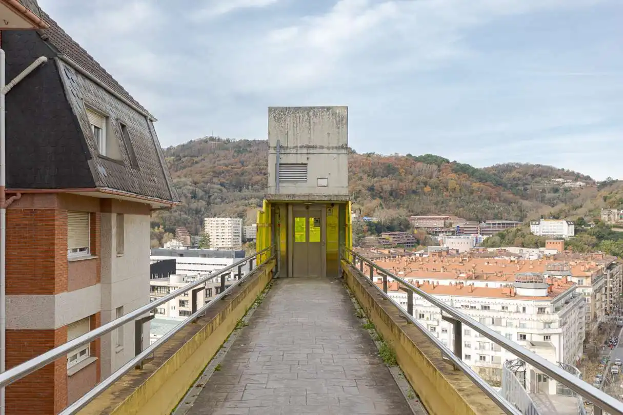 Piso de alquiler en Aizkorri Kalea, Antiguo