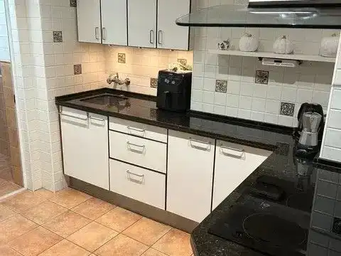 Küche von Wohnung zur Miete in Benalmádena mit Klimaanlage, Schwimmbad und Balkon