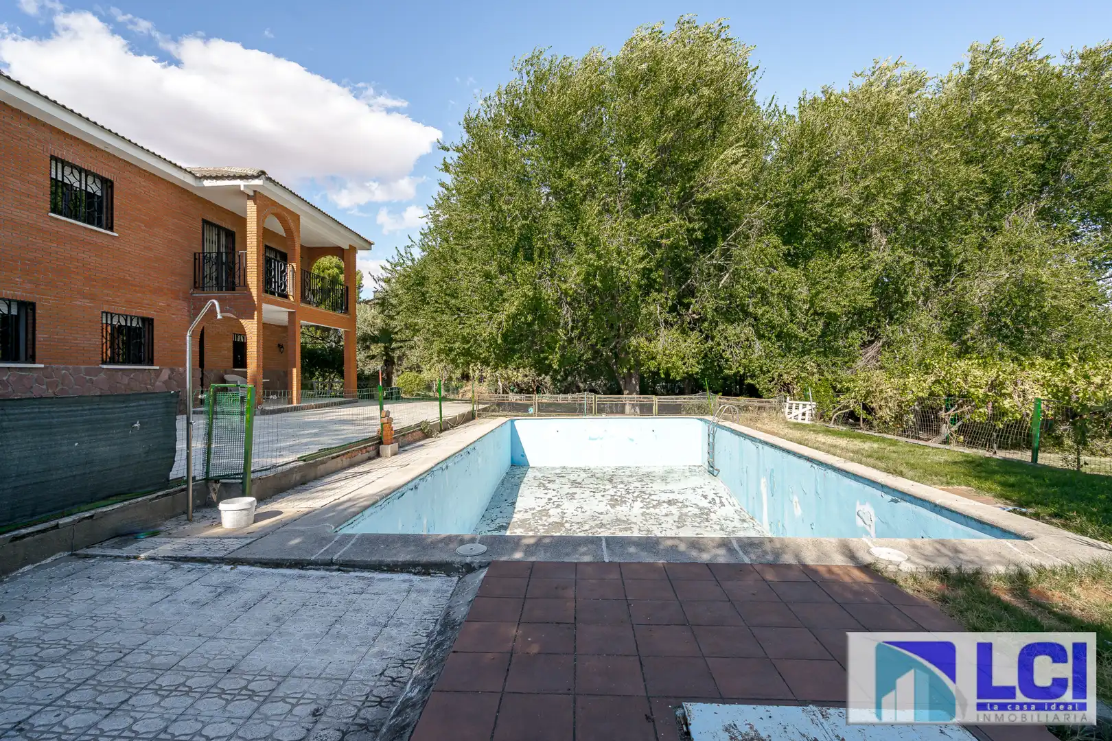 Piscina de Casa o chalet en venta en Villalbilla con Calefacción, Jardín privado y Terraza