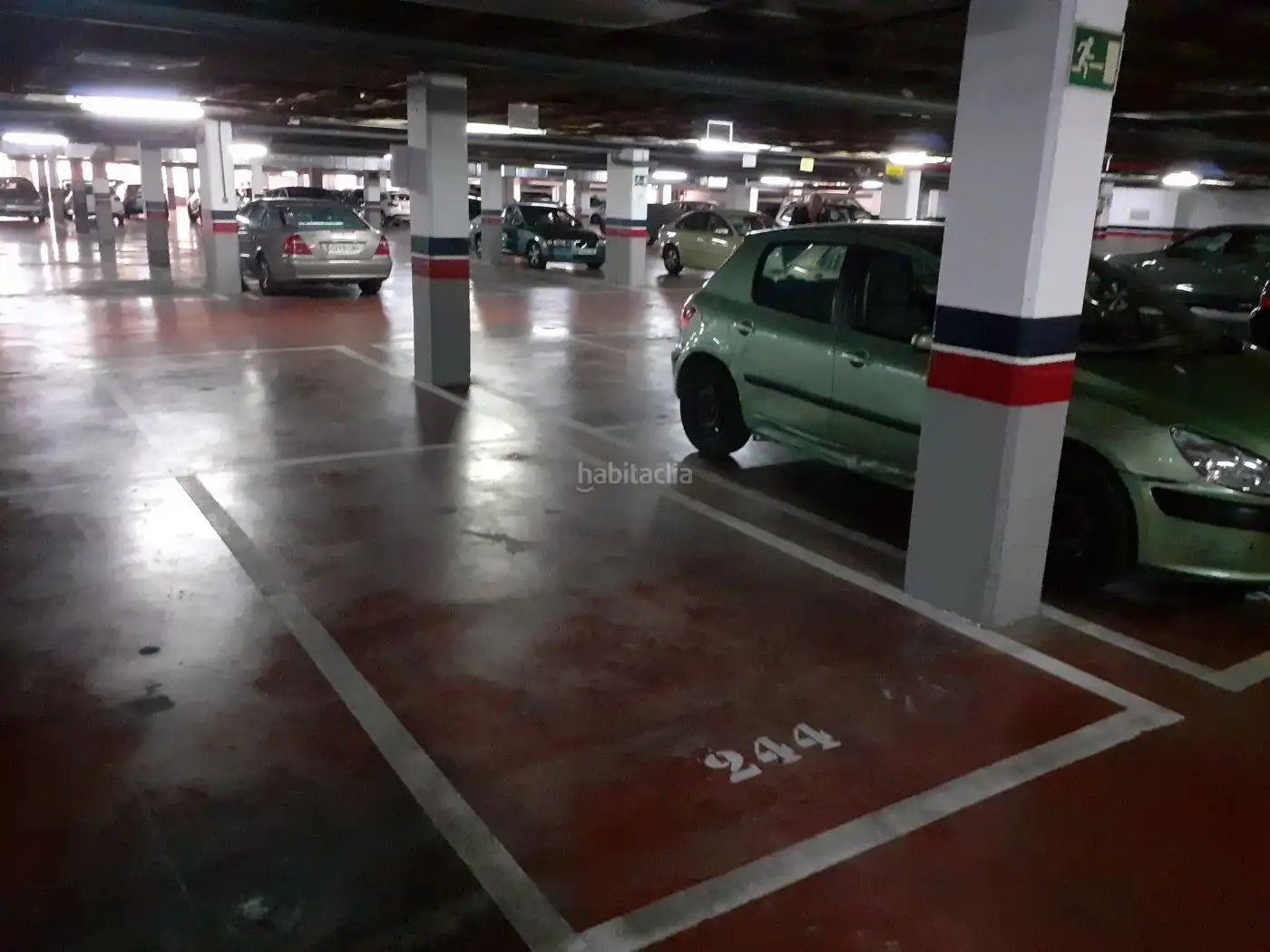 Parkplatz zur Miete in Calle Castillo de Olvera 7, imagen 2