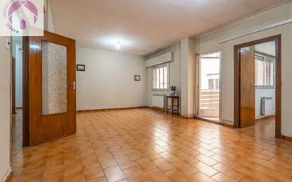 Flat for sale in  Granada Capital  with Air Conditioner, Heating and Terrace