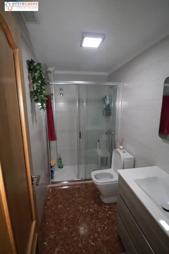 Bathroom of Houses for sale in Sagunto / Sagunt  with Air Conditioner, Private garden and Terrace