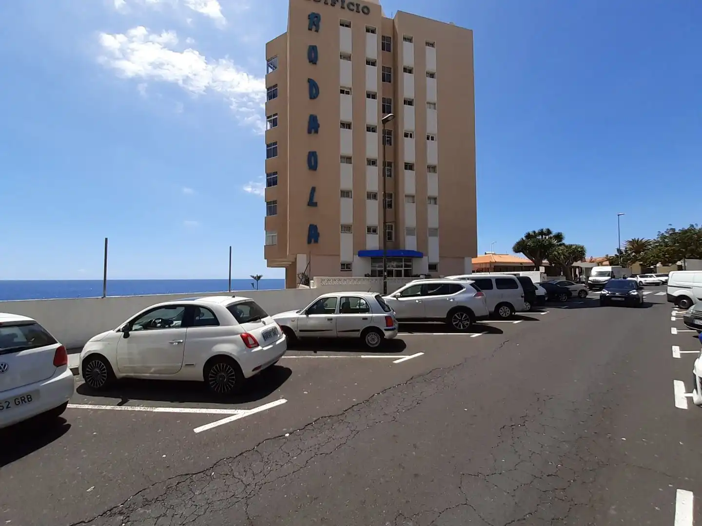 Parking de Apartamento de alquiler en Candelaria con Amueblado, Horno y Lavadora