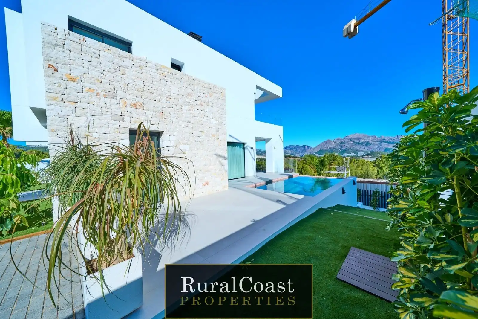 Detached house with pool for sale in Balcon de Ponoig, imagen 7