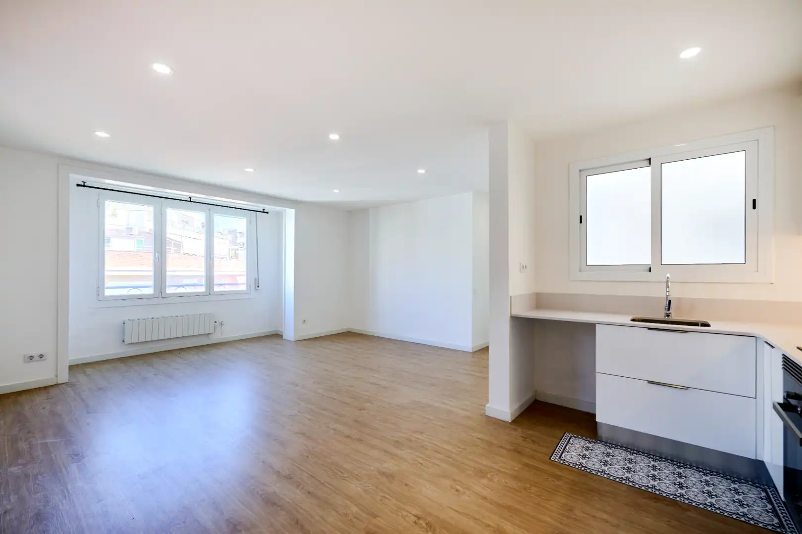 Sala de estar de Piso en venta en Barcelona con Aire acondicionado, Calefacción y Terraza