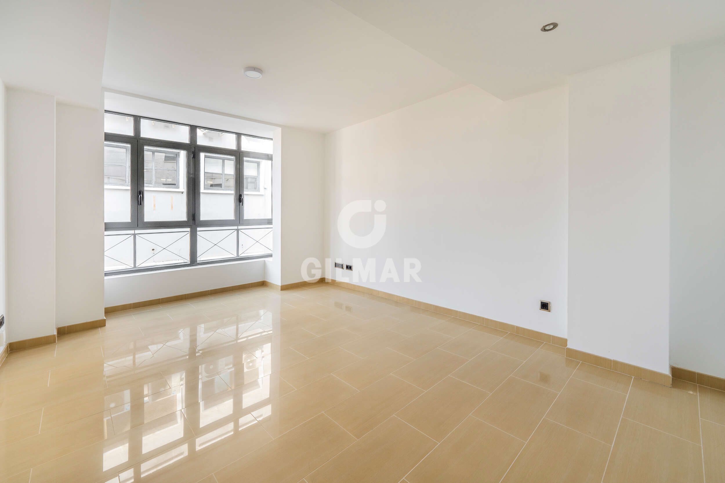 Bedroom of Flat for sale in  Madrid Capital  with Heating, Storage room and Balcony