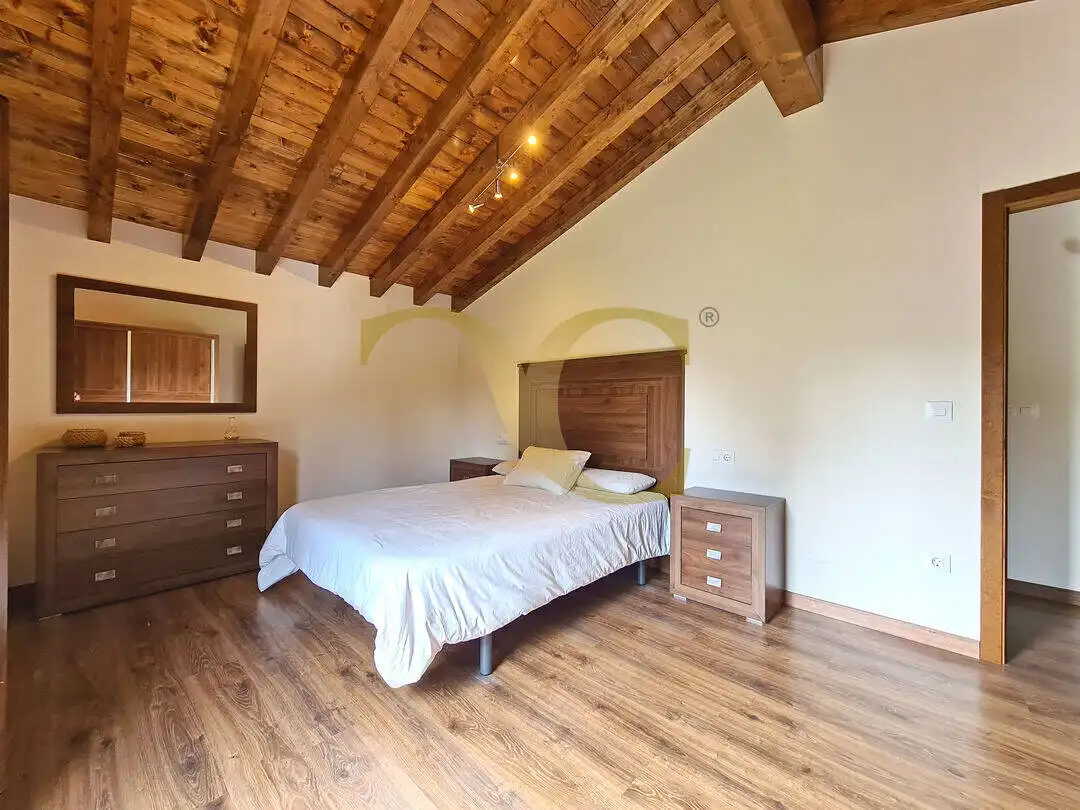Habitación de Casa o chalet en venta en Ribadesella con Calefacción, Jardín privado y Trastero
