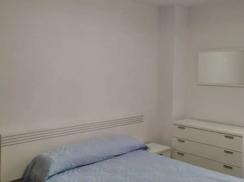 Bedroom of Flat for rent in Requena, Valencia