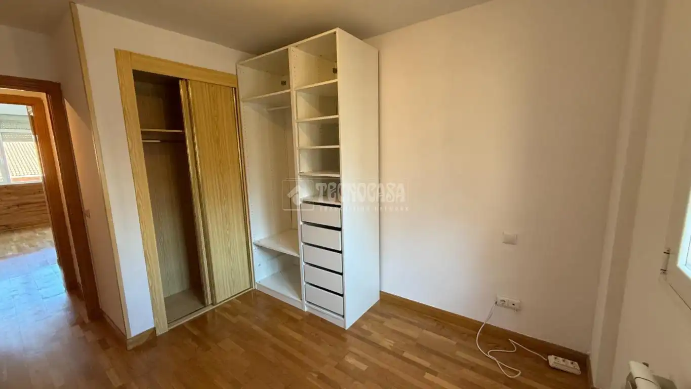 Habitación de Piso en venta en Alcalá de Henares con Aire acondicionado, Calefacción y Terraza