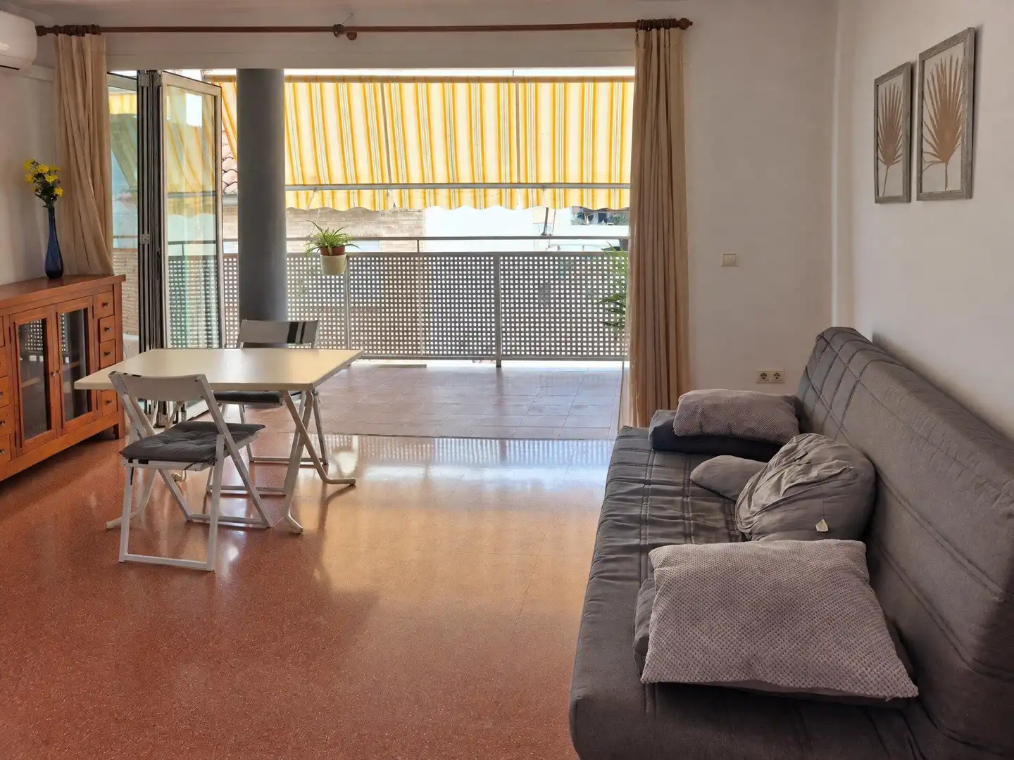Sala de estar de Apartamento de alquiler en Puerto de Sagunto
