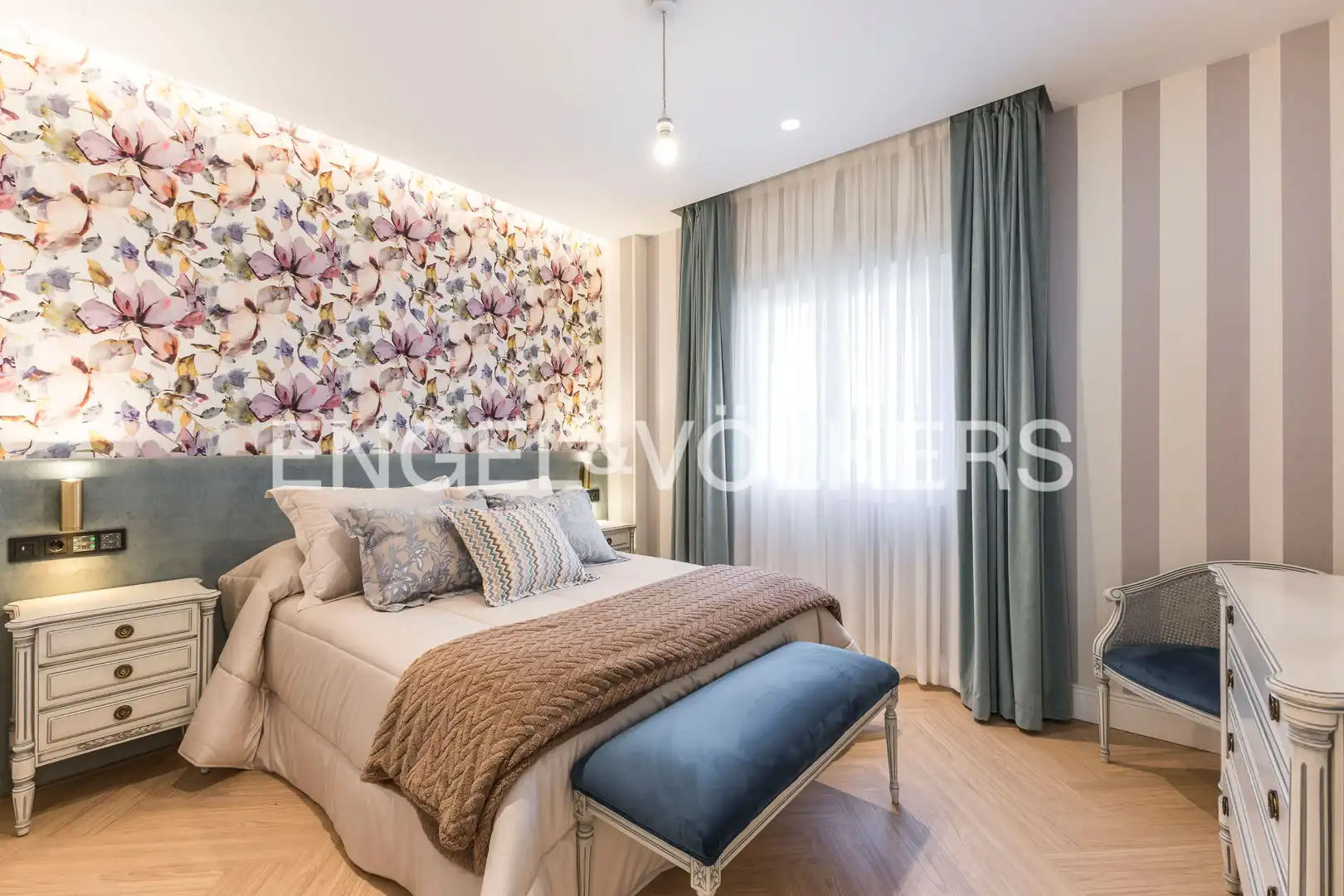 Piso con ascensor en venta en Calle de Guzmán el Bueno, imagen 15