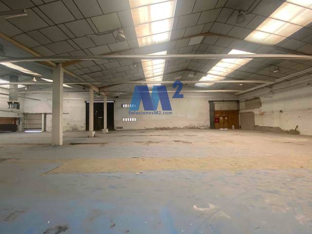 Nave industrial en Alquiler en Villa Esther en Polígono El Nogal - Malatones - Río de Janeiro