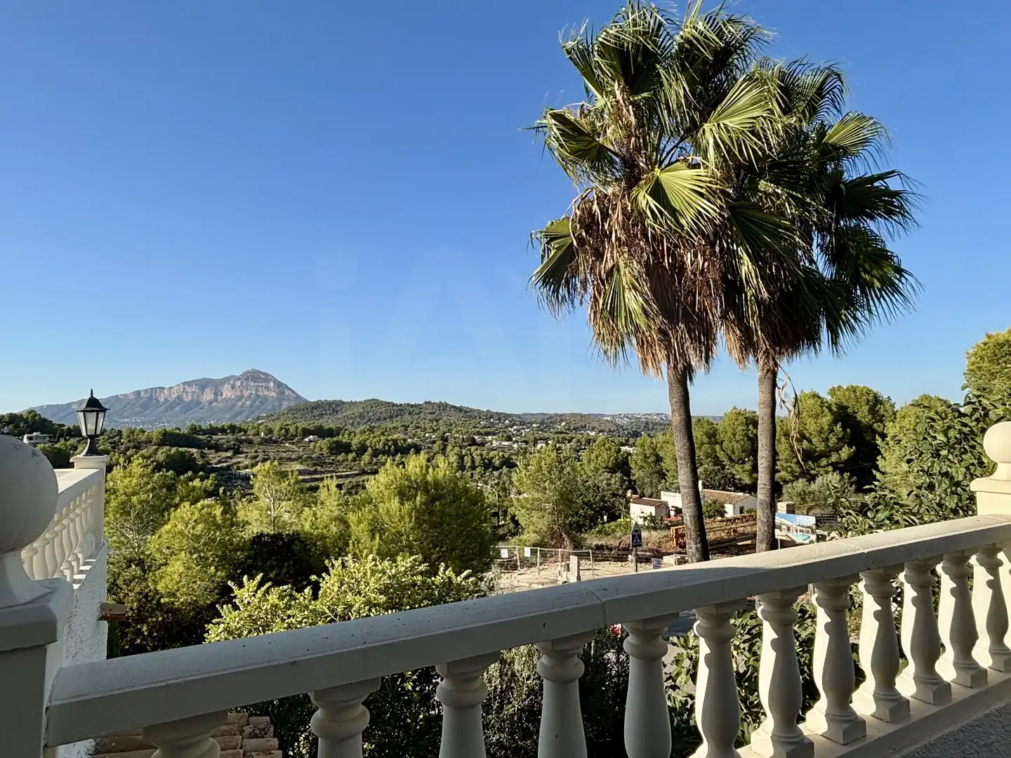 Vista exterior de Casa o xalet en venda en Cap Martí - El Tossalet - Pinomar