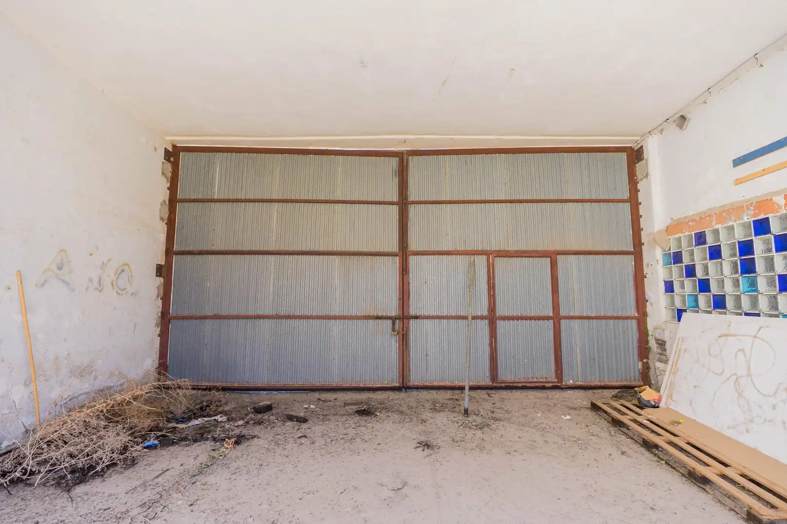 Exterior view of Industrial buildings for sale in Torremolinos