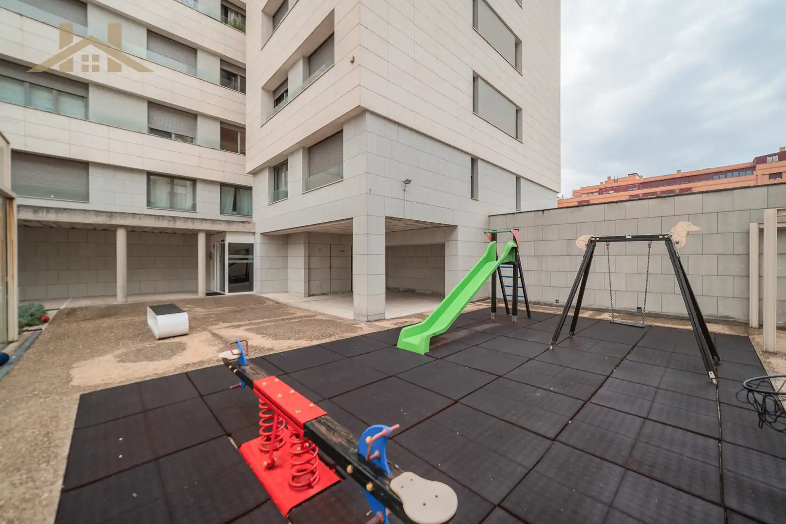 Flat with pool for sale in Calle de Hospital de Órbigo 6, imagen 30