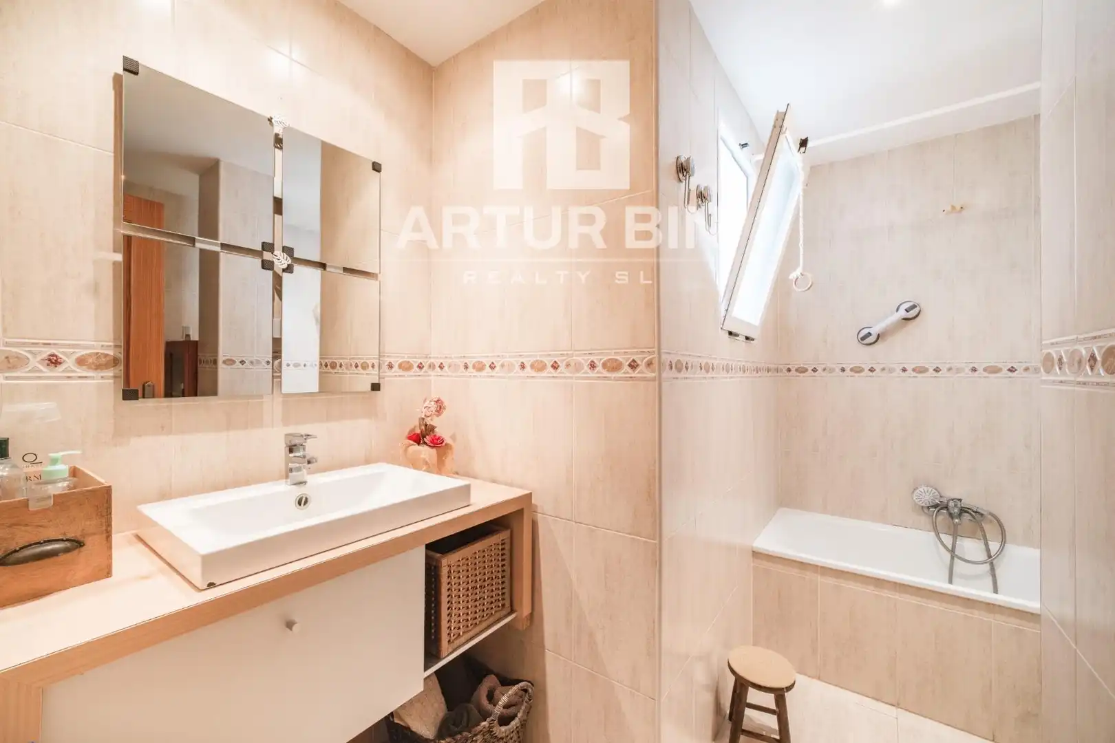 Attic for sale in El Faro