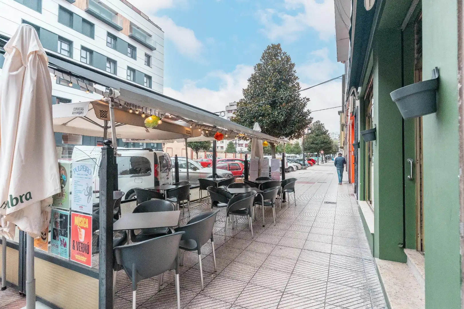 Terrassa de Local de lloguer en Fozaneldi - Tenderina - Ventanielles