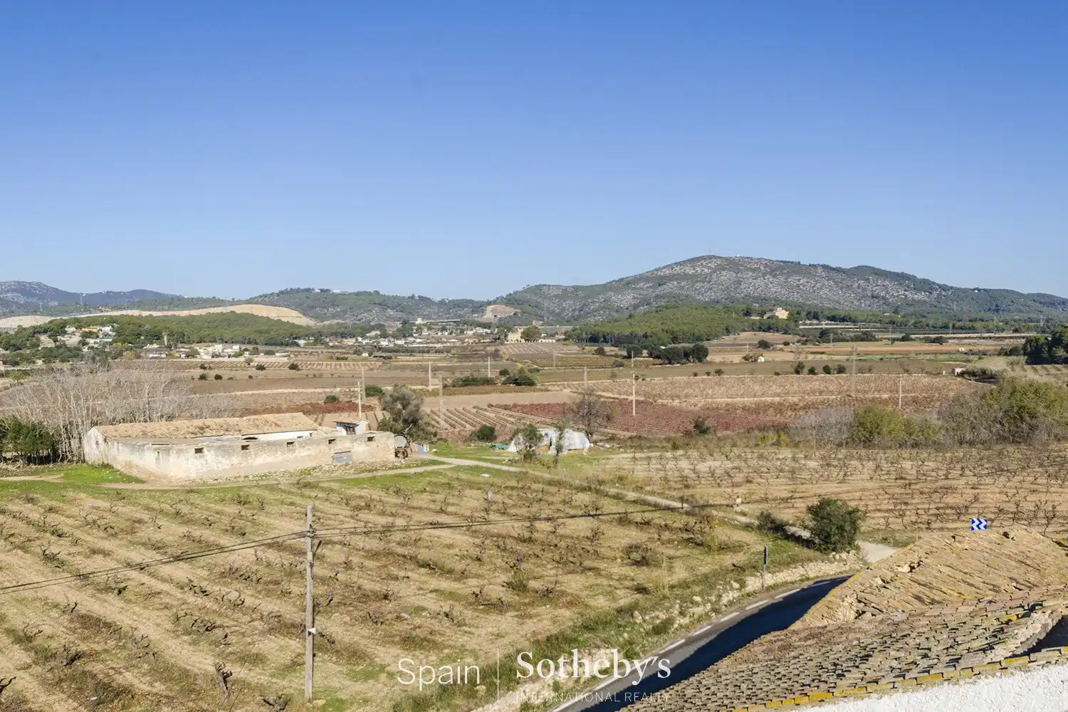 Finca rústica en venda en Vilanova i la Geltrú amb Calefacció, Jardí privat i Terrassa