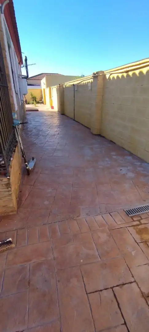 Terrace of Houses for sale in Carmona  with Air Conditioner, Heating and Swimming Pool
