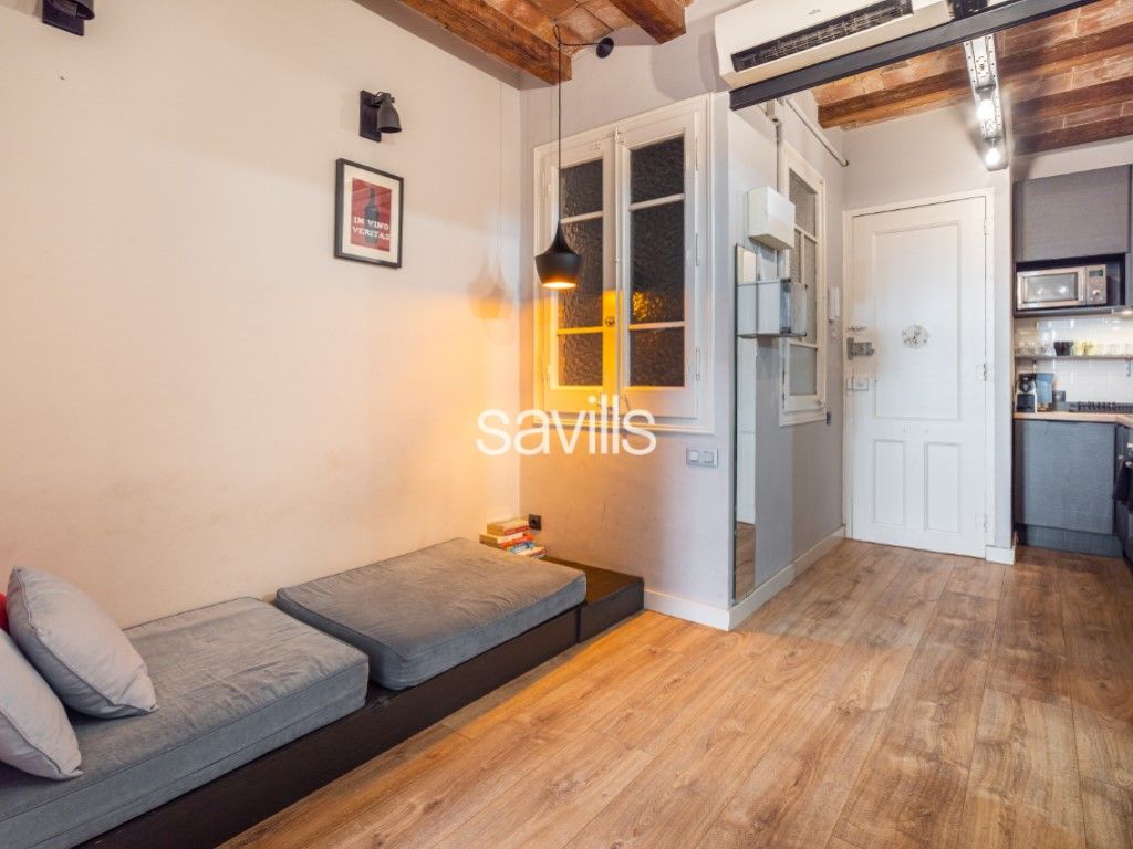 Dormitori de Apartament en venda en  Barcelona Capital amb Aire condicionat, Forn i Balcó