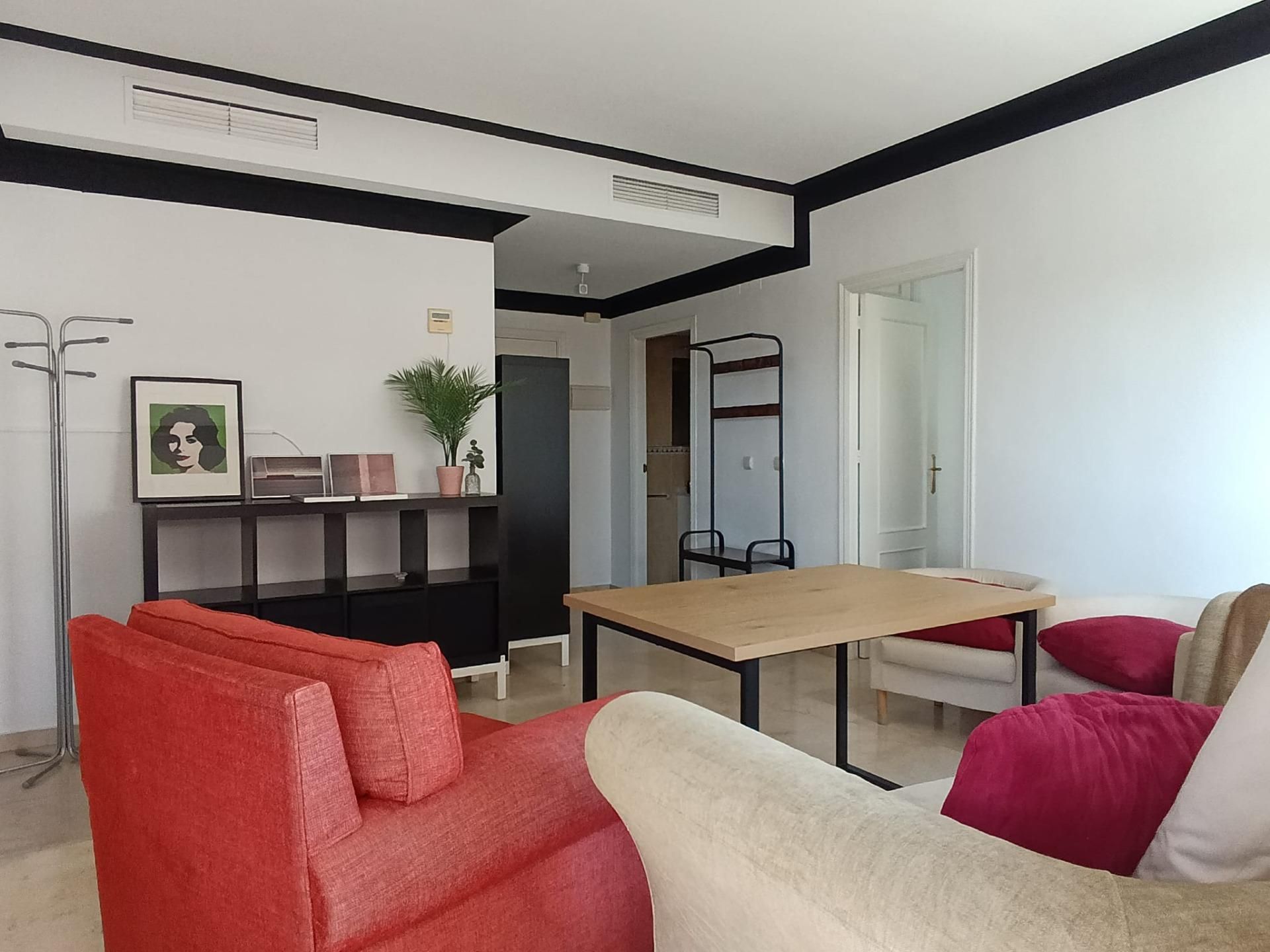 Apartment to rent in Calle Monte Carmelo, Los Remedios