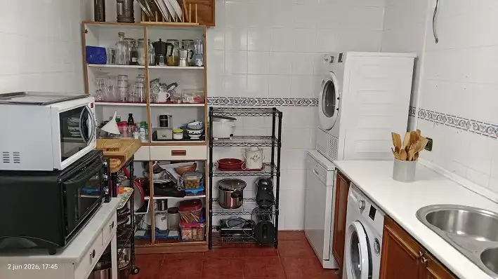Cuina de Casa o xalet en venda en Grisaleña amb Jardí privat i Moblat