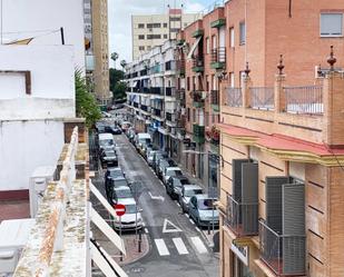 Exterior view of Flat to rent in  Sevilla Capital  with Air Conditioner, Heating and Parquet flooring