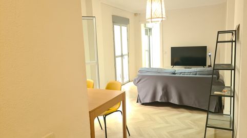 Foto 2 de Piso en venta en Calle Enladrillada, 50, San Julián, Sevilla Capital