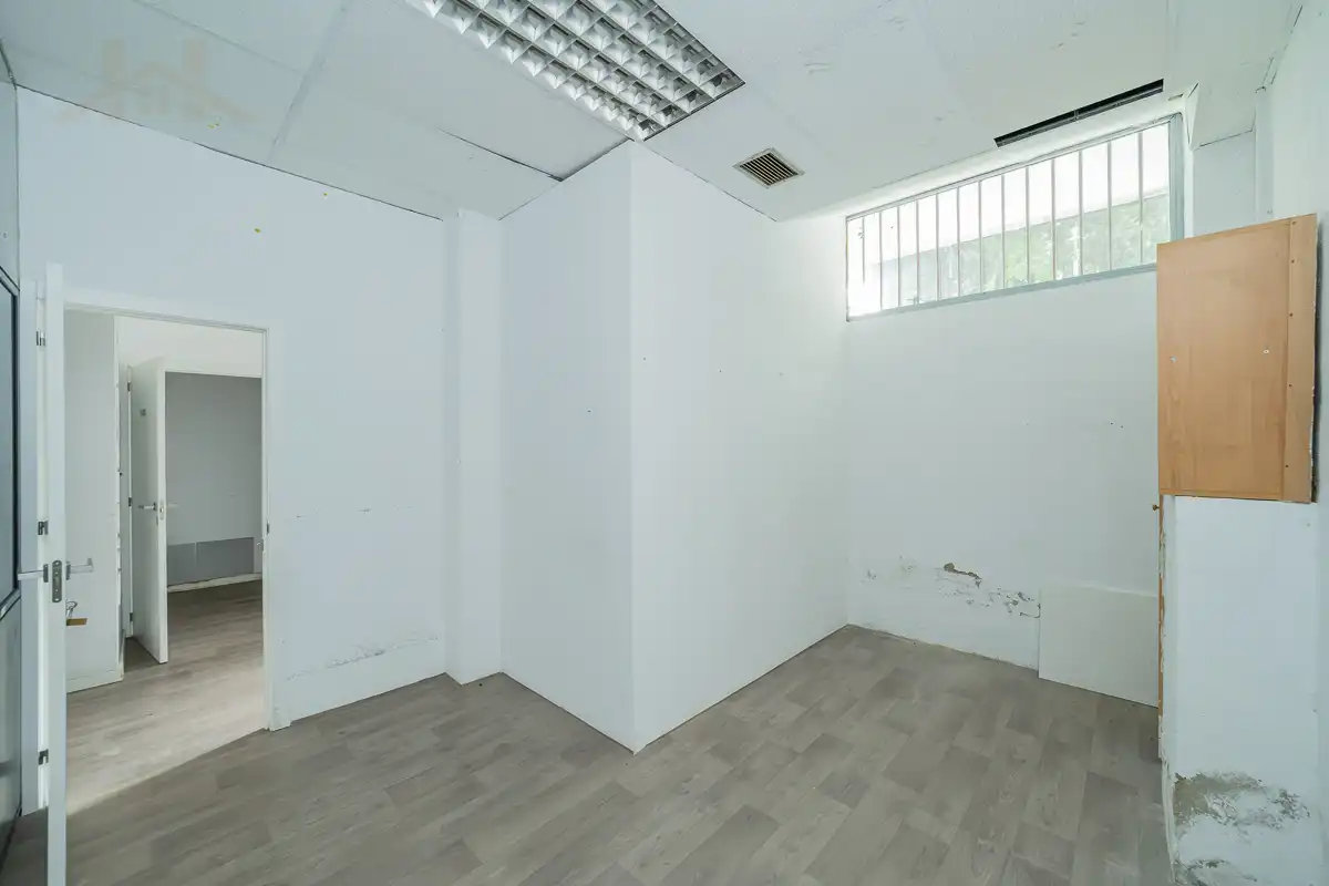 Local en venta en Avenida Olímpica, El Soto - Azorín