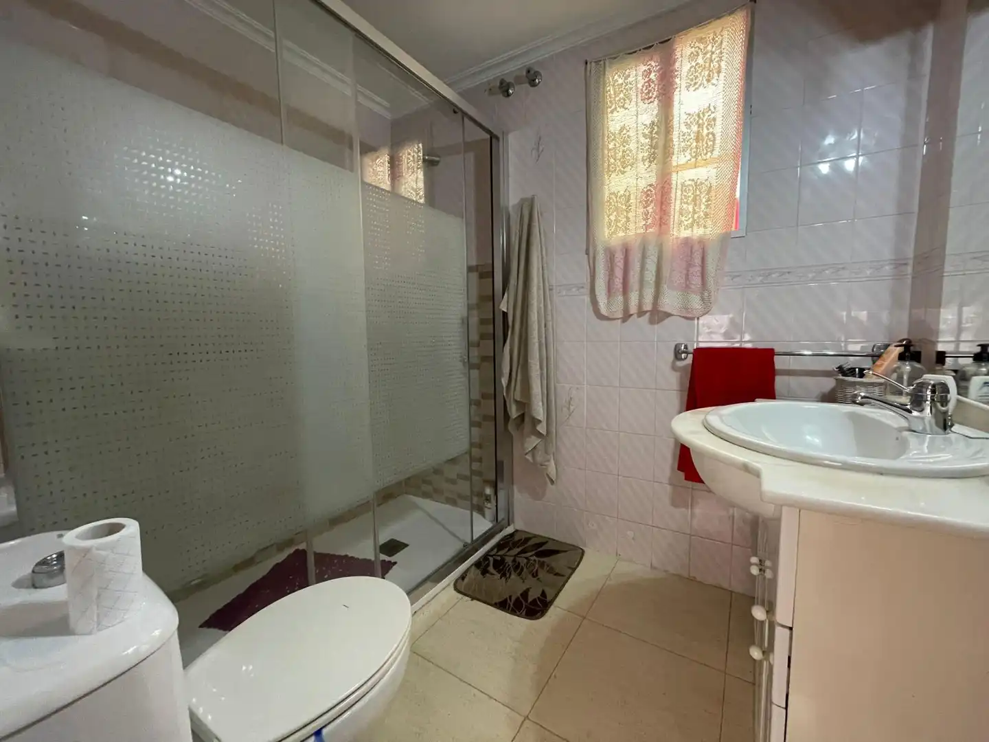 Baño de Casa o chalet en venta en Guardamar del Segura con Aire acondicionado, Calefacción y Jardín privado