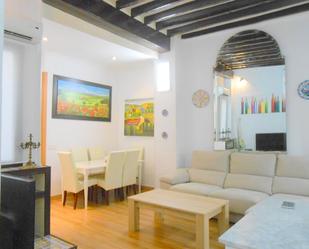 Flat to rent in Casco Antiguo - Sta. Cruz - Ayuntamiento