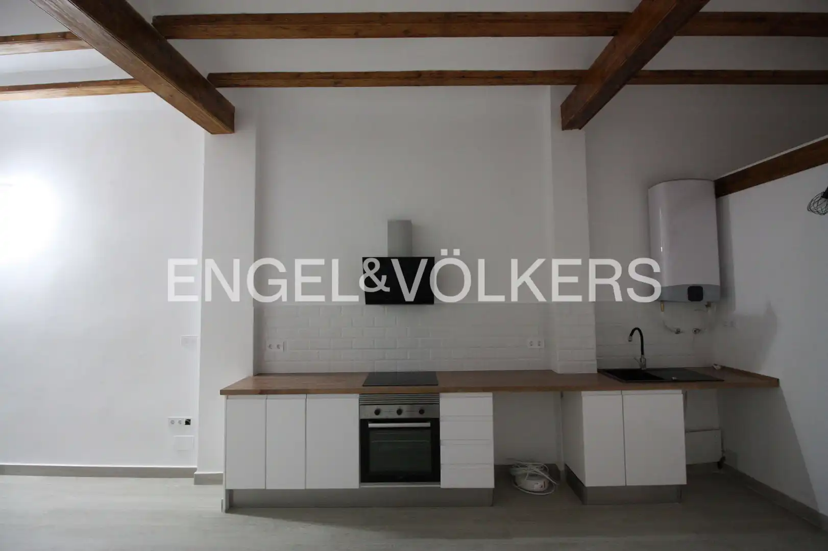 Kitchen of Study for rent in Valencia  with Heating, Parquet flooring and Terrace