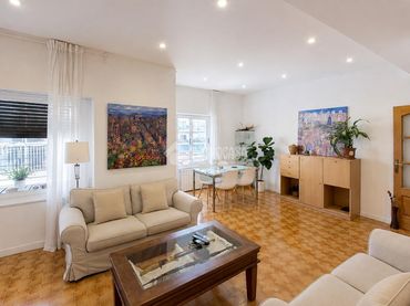 Piso con balcón en venta en Sant Martí