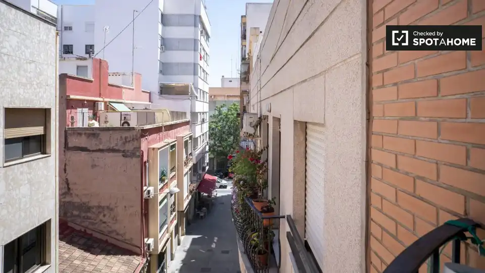 Habitación en En Corts - Doctor Waksman
