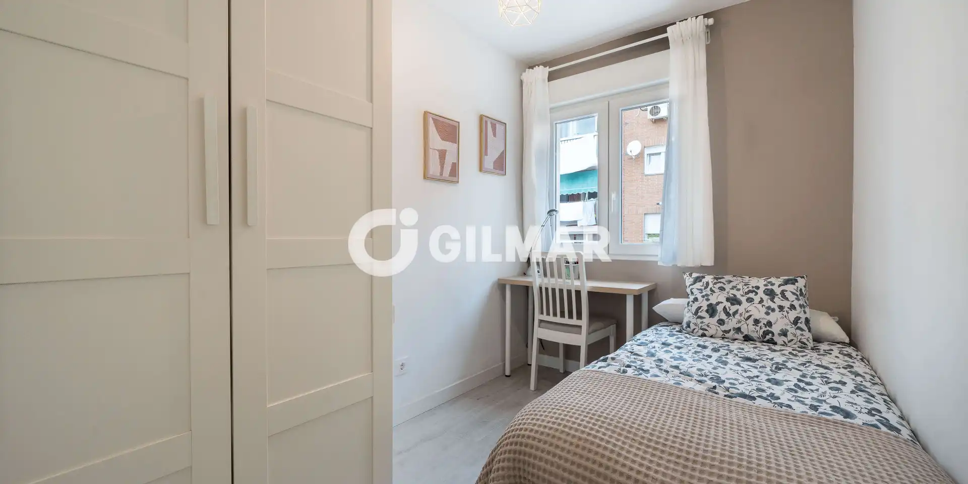 Bedroom of Flat for sale in Ciudad Lineal