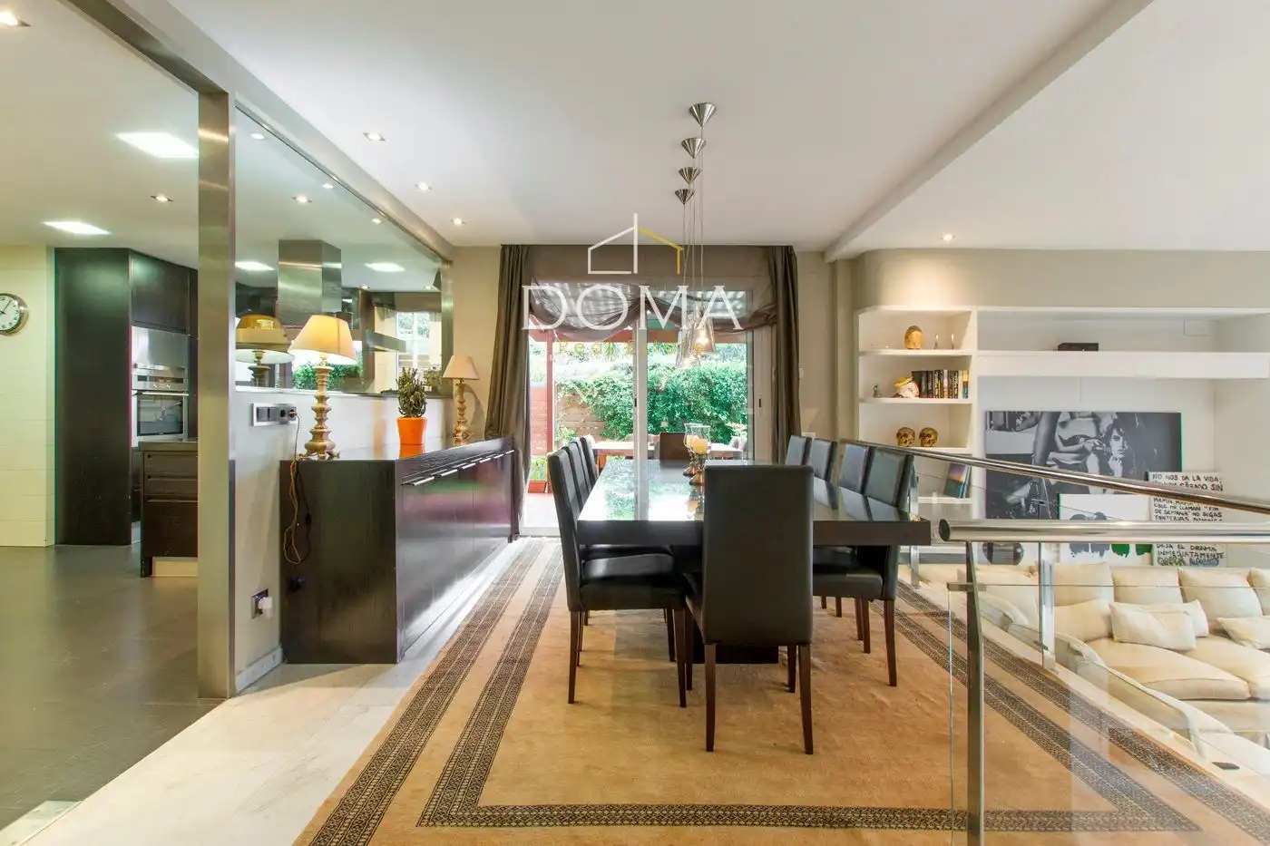 Comedor de Casa adosada en venta en Esplugues de Llobregat con Aire acondicionado, Calefacción y Terraza